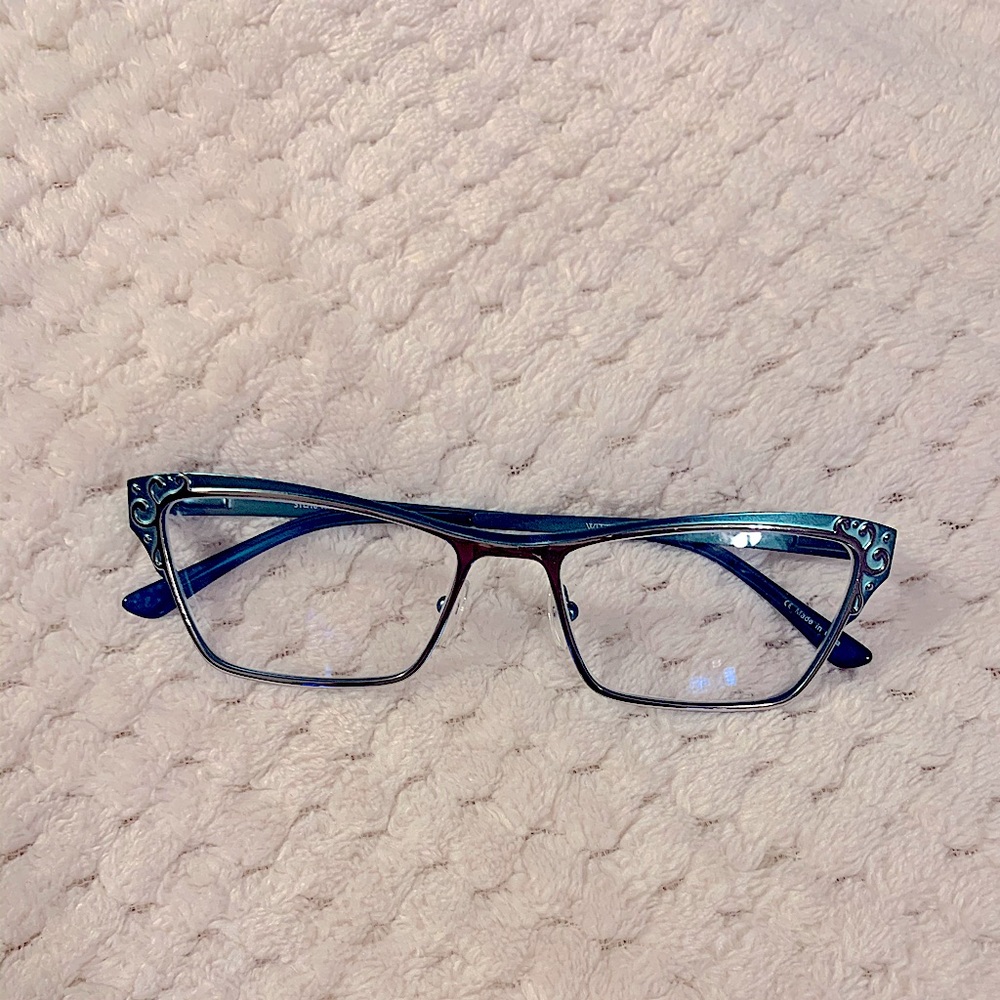 Wittnauer “Darcie” frames.